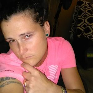 Meet your Posher, Amber conscious